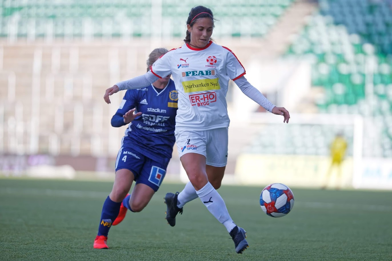 Tristan-Corneil_žaidėjos-archyvas