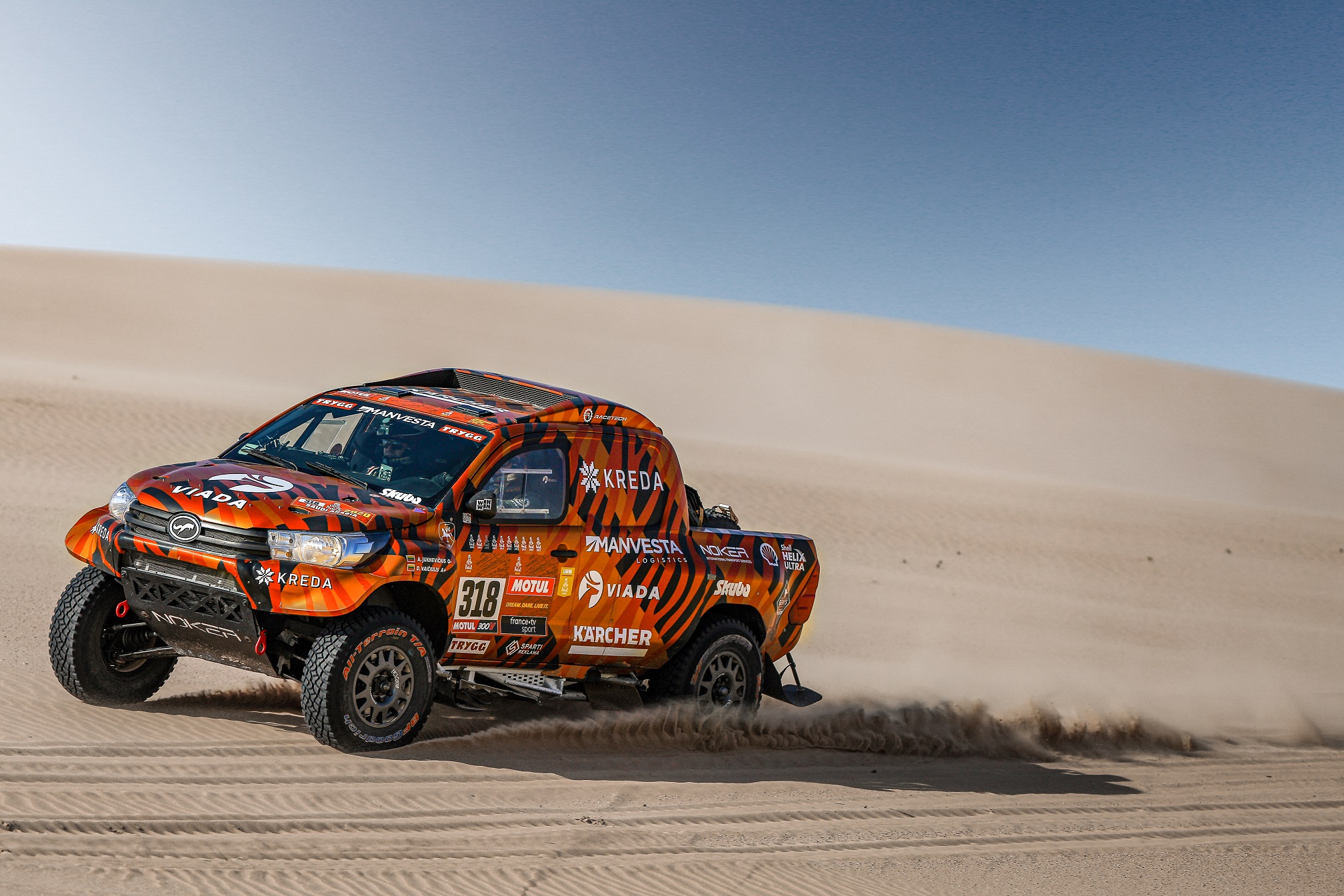 Antanas-Juknevičius-Vasarą-Gerbėjams-Žada-Dalelę-Dakaro-Juknevicius