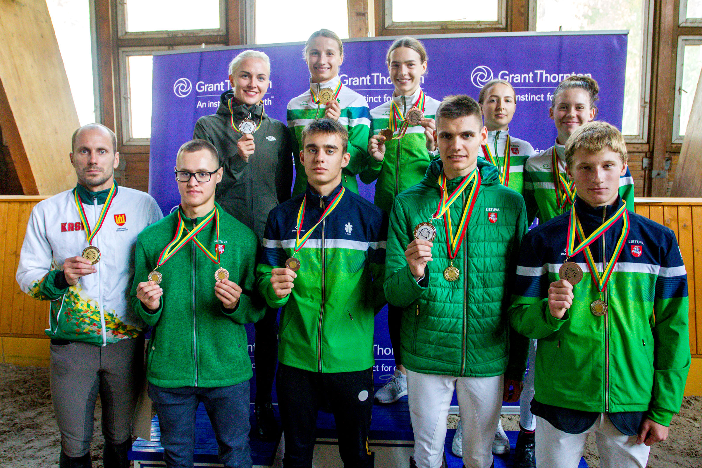 2020-09-27-14-08-17-0604