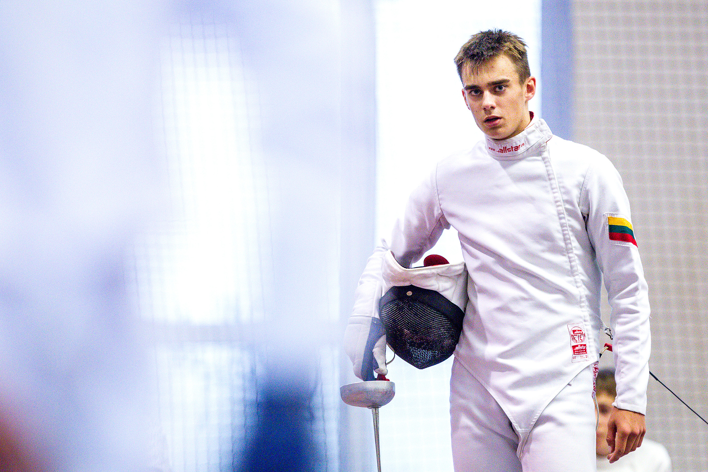 2020-09-26-18-47-27-0751_FB