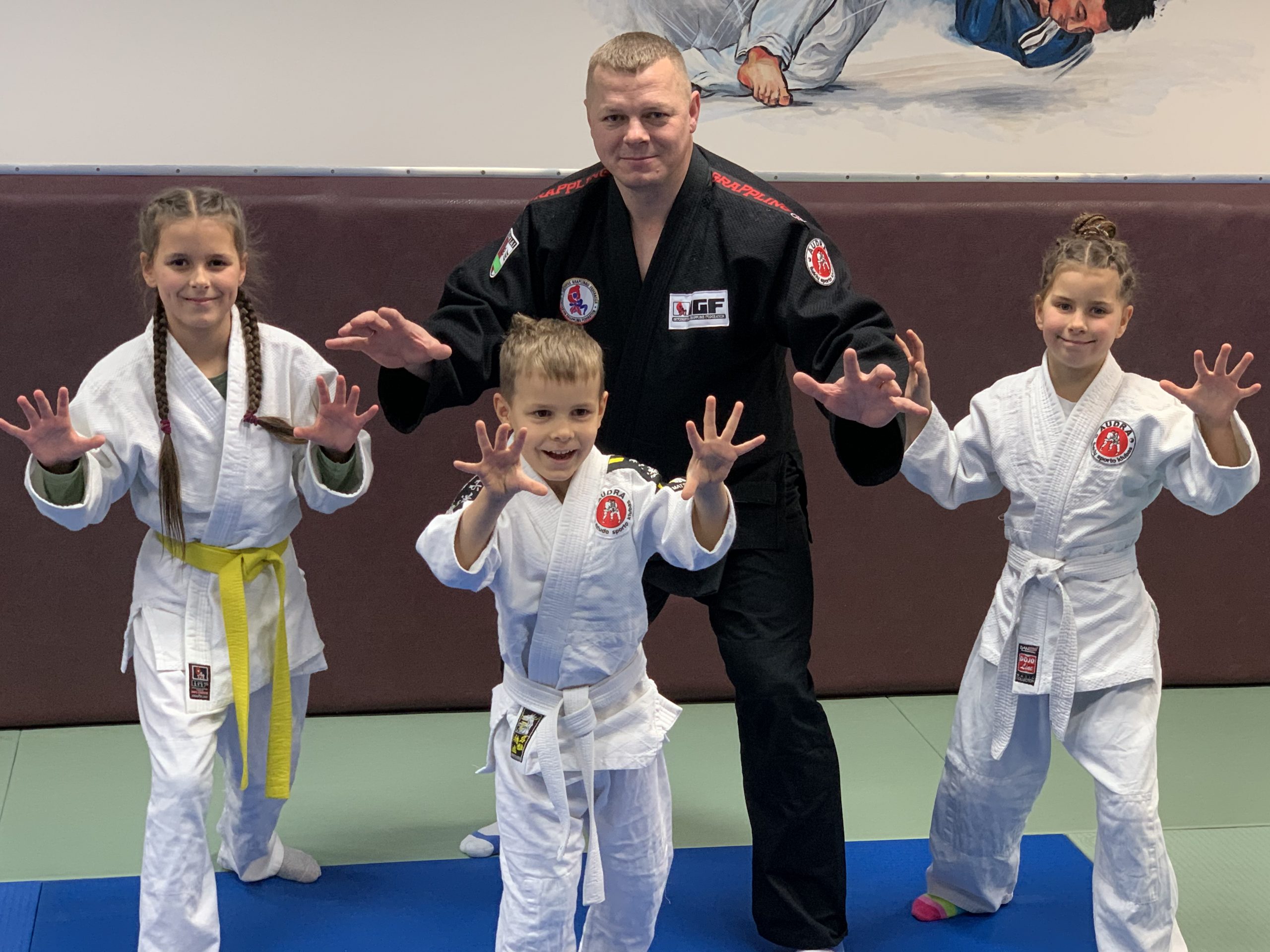 3-foto-Kęstutis-Smirnovas-su-Jokūbų-Paulina-ir-Simona