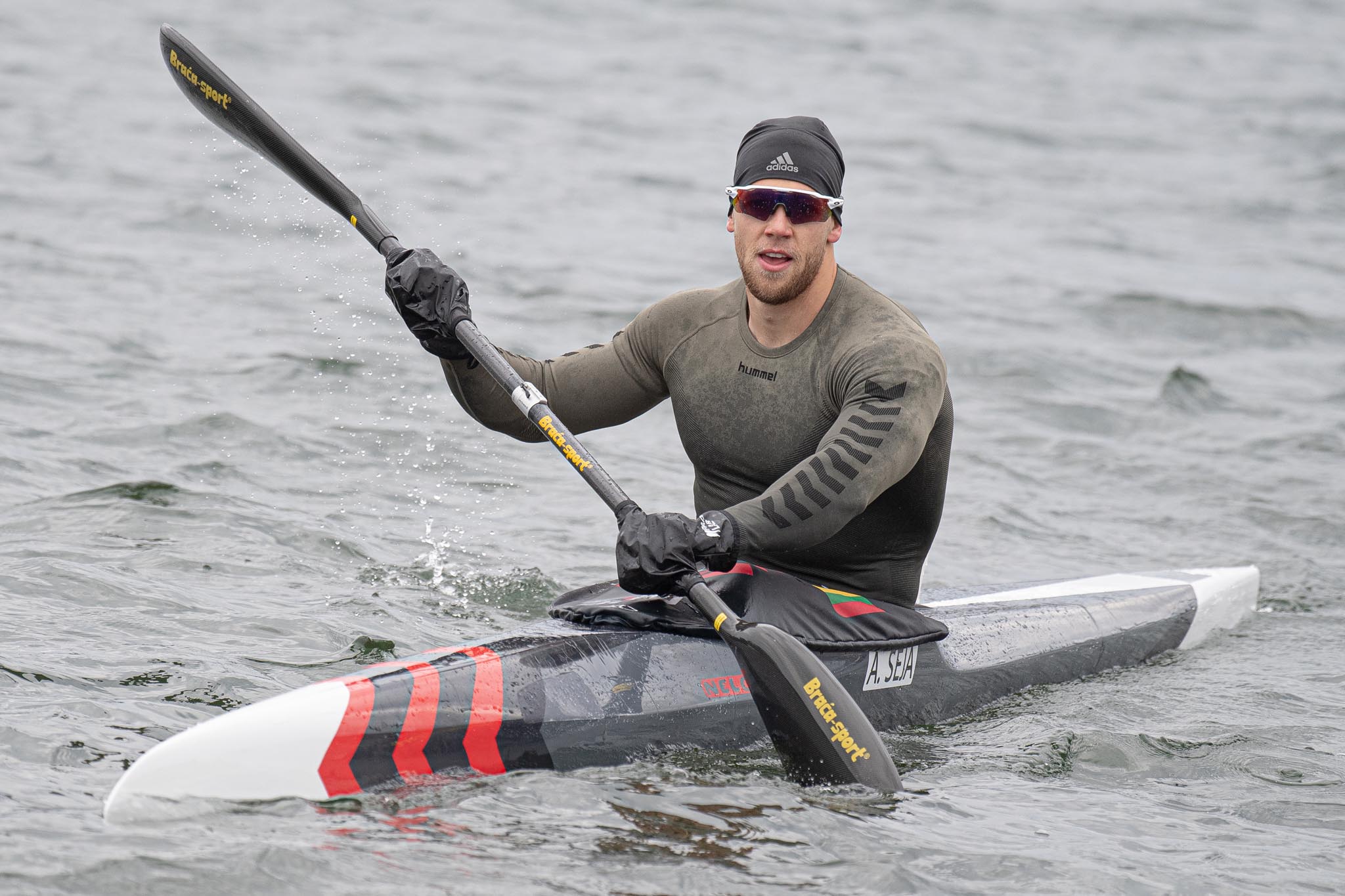 2021-05-02. Baidare kanojos Taures varzybos Trakai. foto Alfredas Pliadis