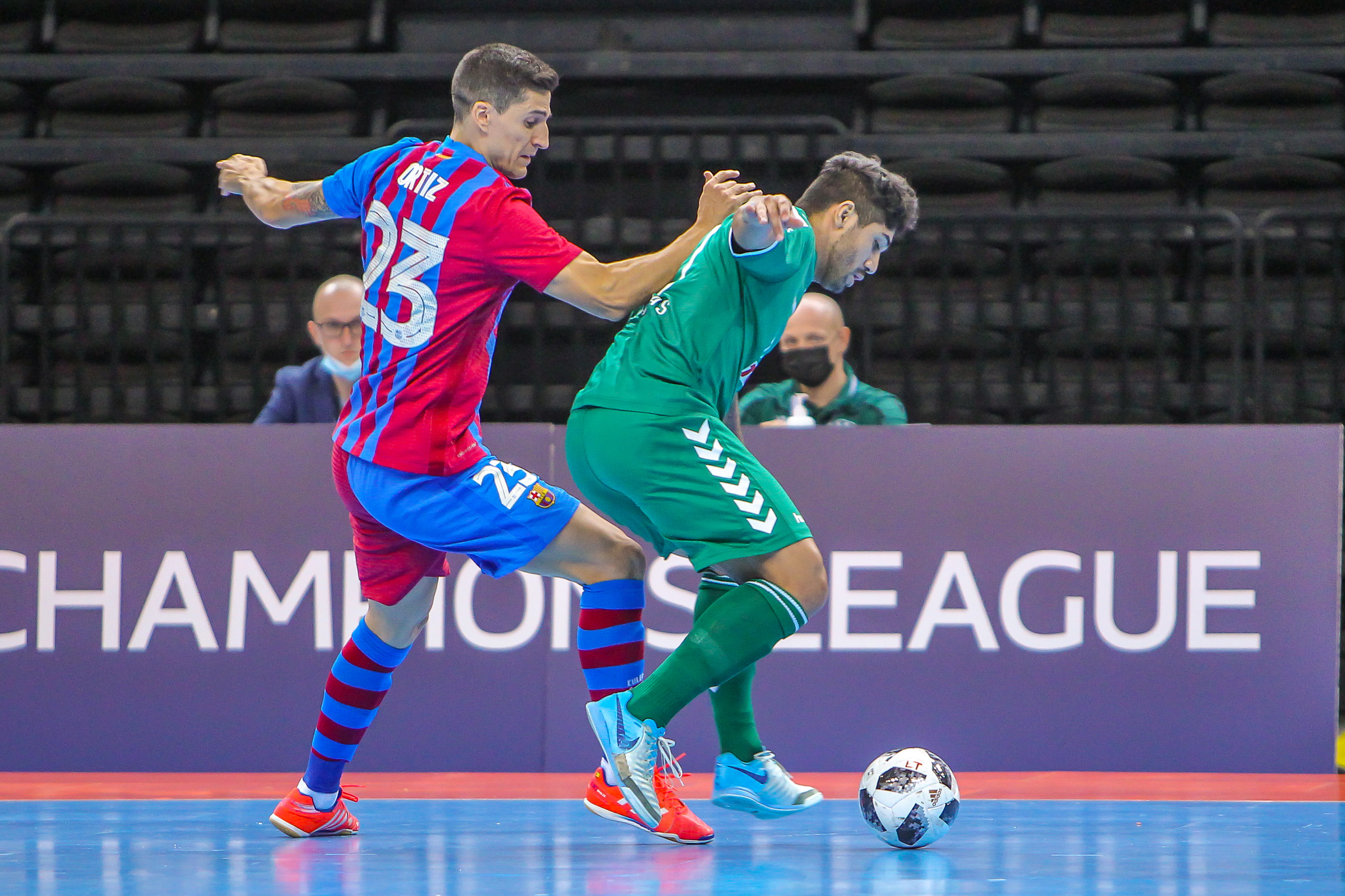 2021-10-29-19-03-01-0156