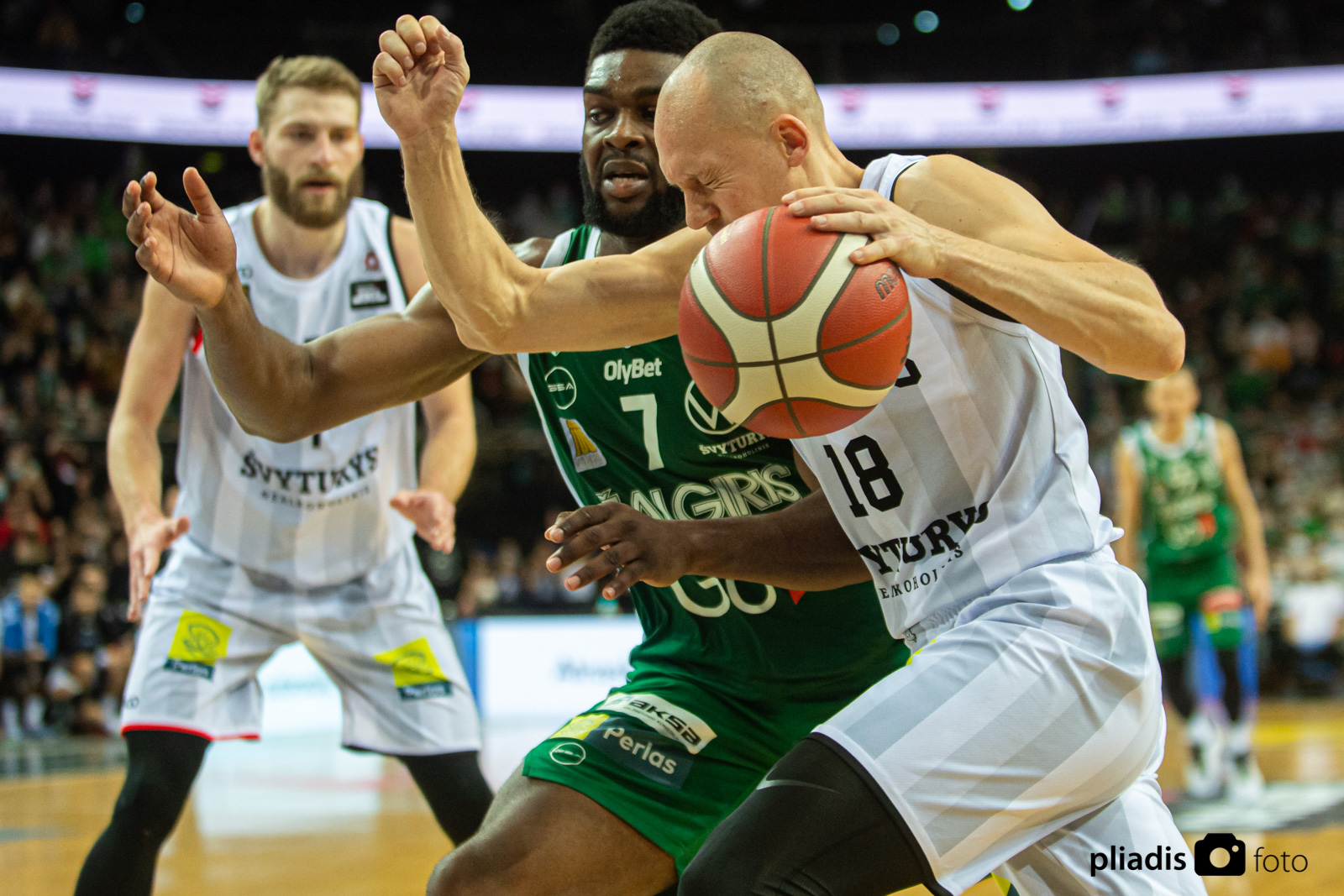 20211107_Alfredas_Pliadis_AL6_9859-1