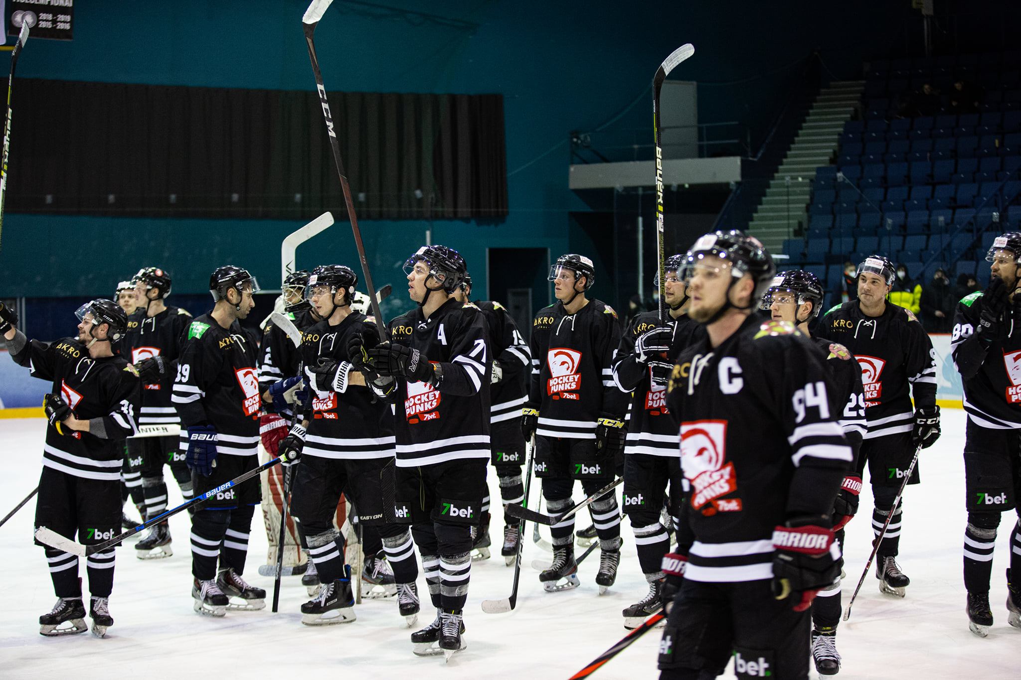 7bet-Hockey-Punks