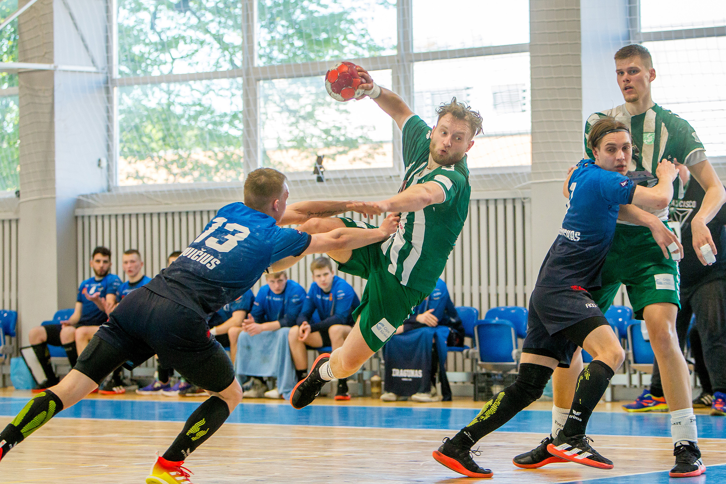 2022-05-18 19-23-03 – 0585