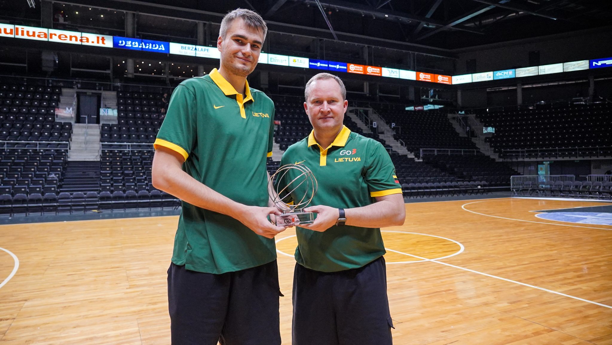 DSC07814-1-2048×1153-1