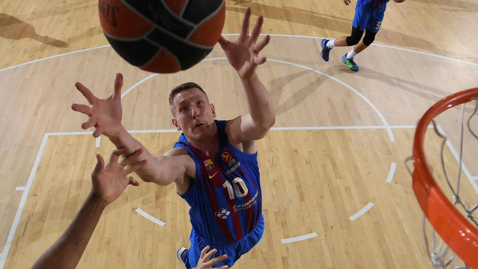 3d413920-6098-47b8-859a-87345b8569fe