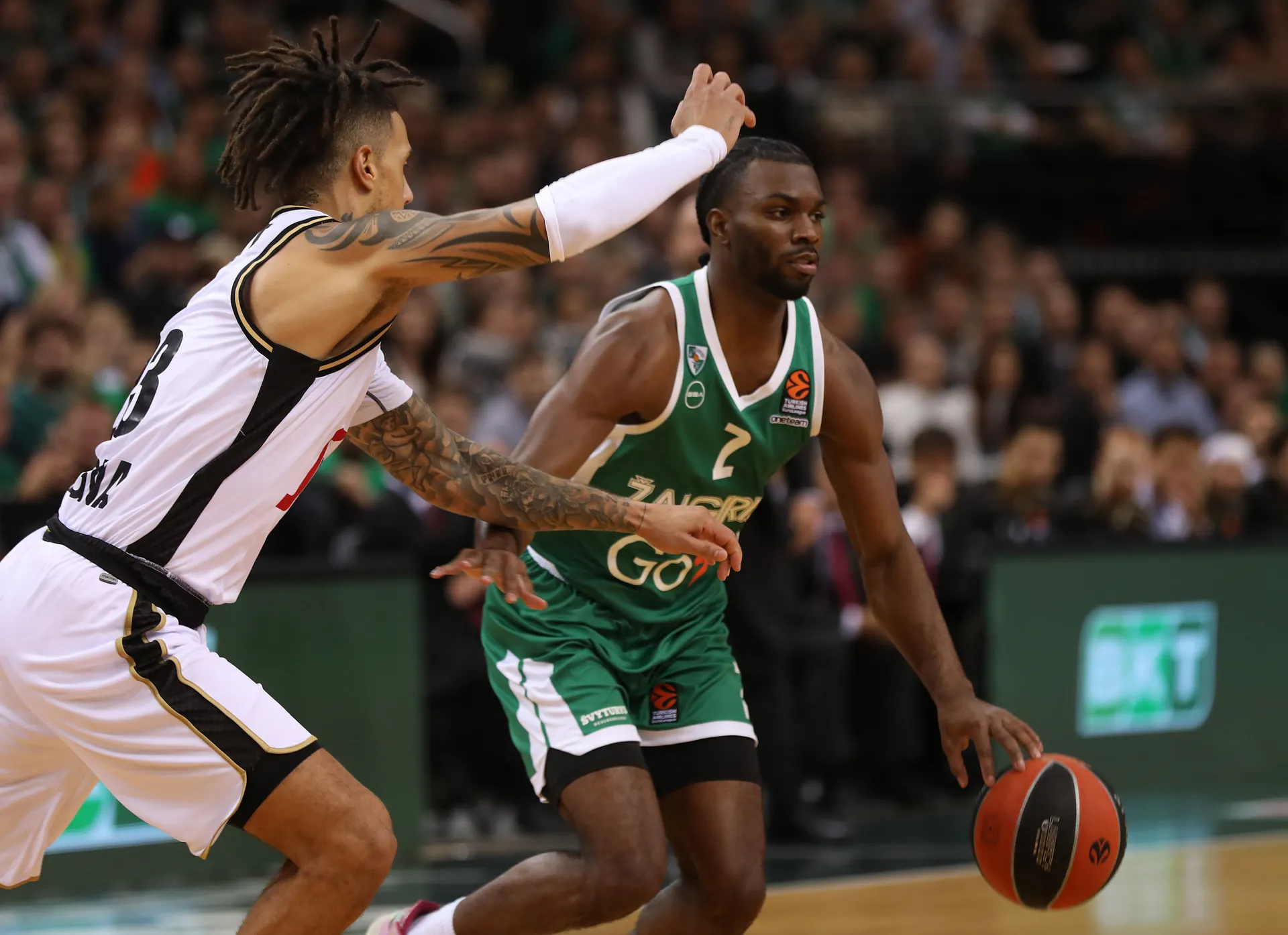 ffee7f1e-cdbd-45ab-8b74-fcd95eb32888