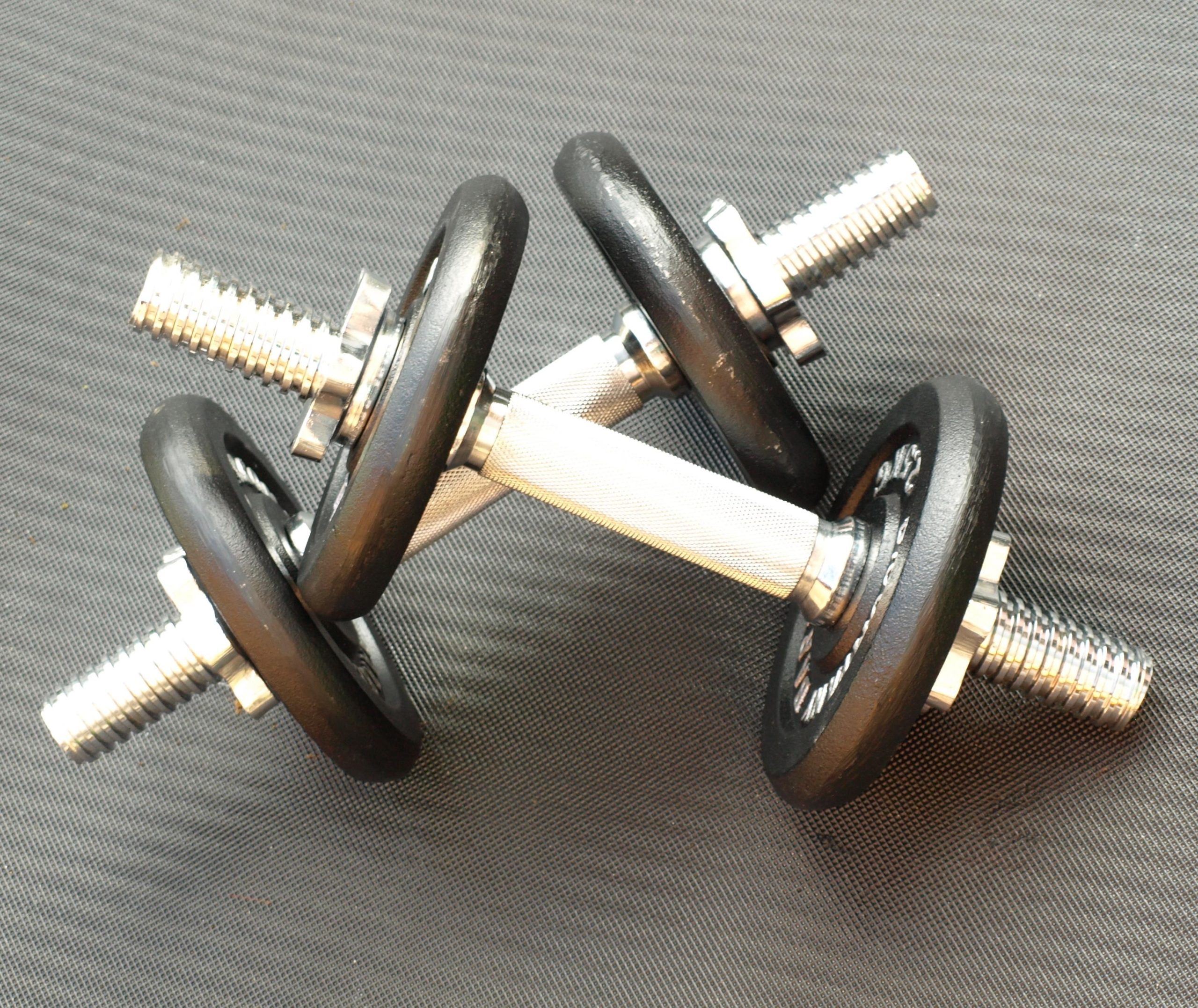 wheel-close-fitness-screw-product-dumbbells-980055-pxhere.com_