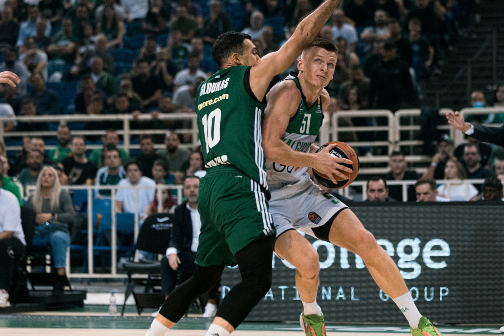 401391176_726549046175596_3065872136686094383_n