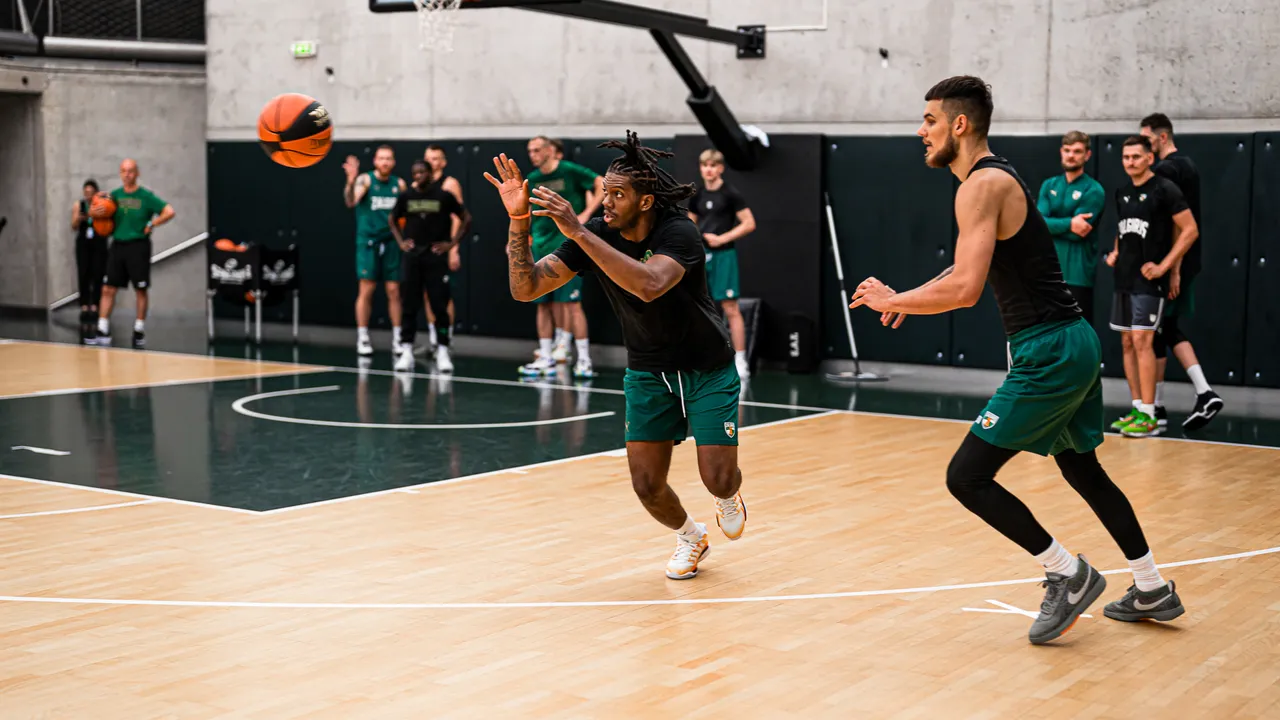 61a94d07-c614-4e4b-9df2-2d40b524c84f