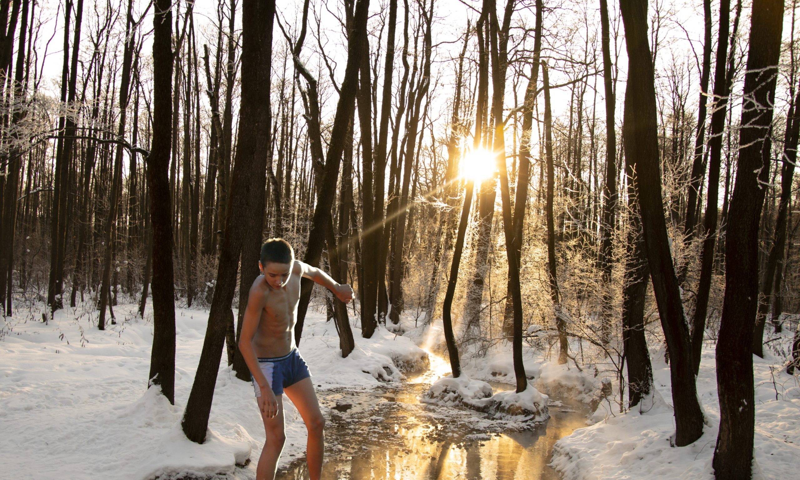 boy-winter-snow-creek-swim-trunks-teenager-1635999-pxhere.com