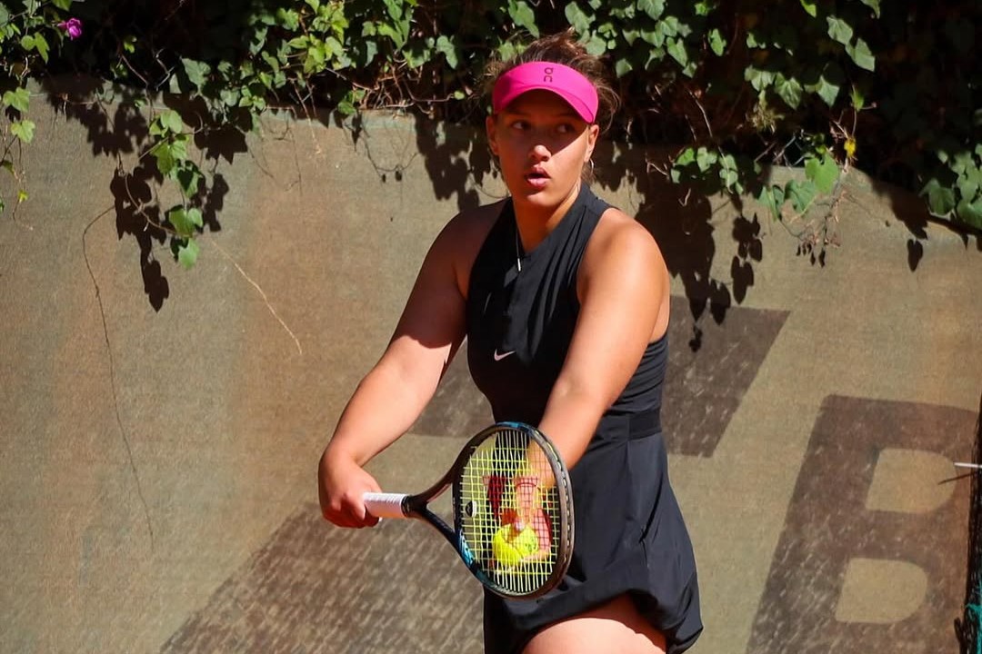 Not a good 3 weeks for me here in France, but at least the pictures are amazing. @krisjanisstabins @neucar @yonex_tennis @itf_junior_beaulieusurmer