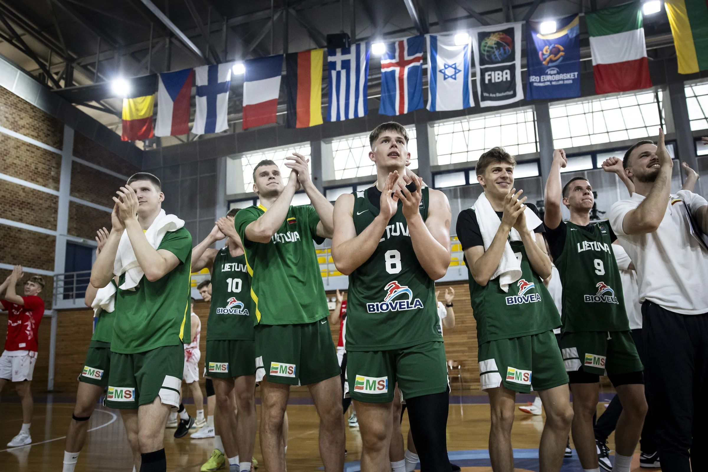 Lenkus palaužę Lietuvos krepšininkai žengė į Europos jaunimo čempionato ketvirtfinalį