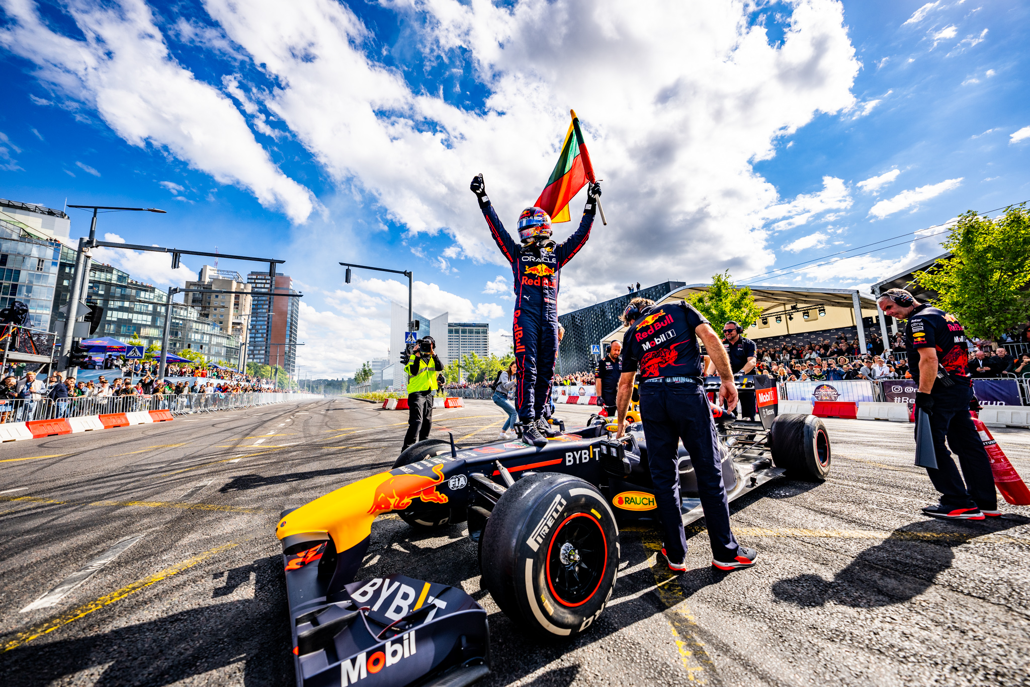 Klaipėda pasiruošusi „Red Bull Showrun“ griausmui: greitis, pramogos ir vasaros nuotykiai