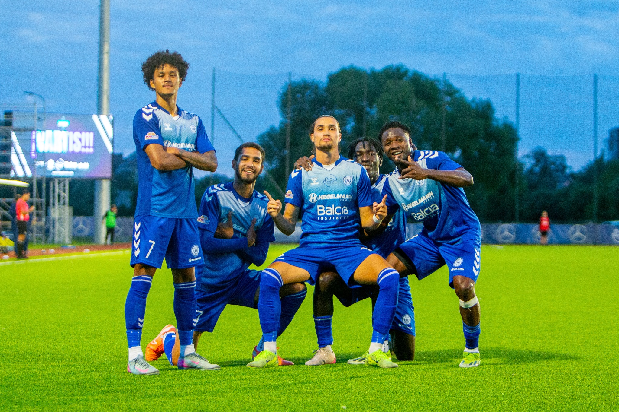 „Hegelmann“ futbolininkai žengė į LFF taurės pusfinalį
