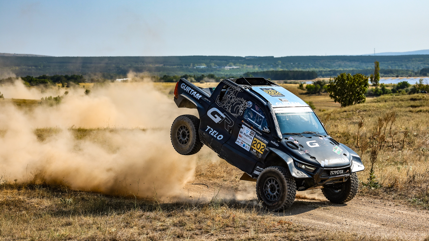 „Hungarian Baja 2025“ – Benedikto Vanago ekipažui daug žadanti pirmoji diena