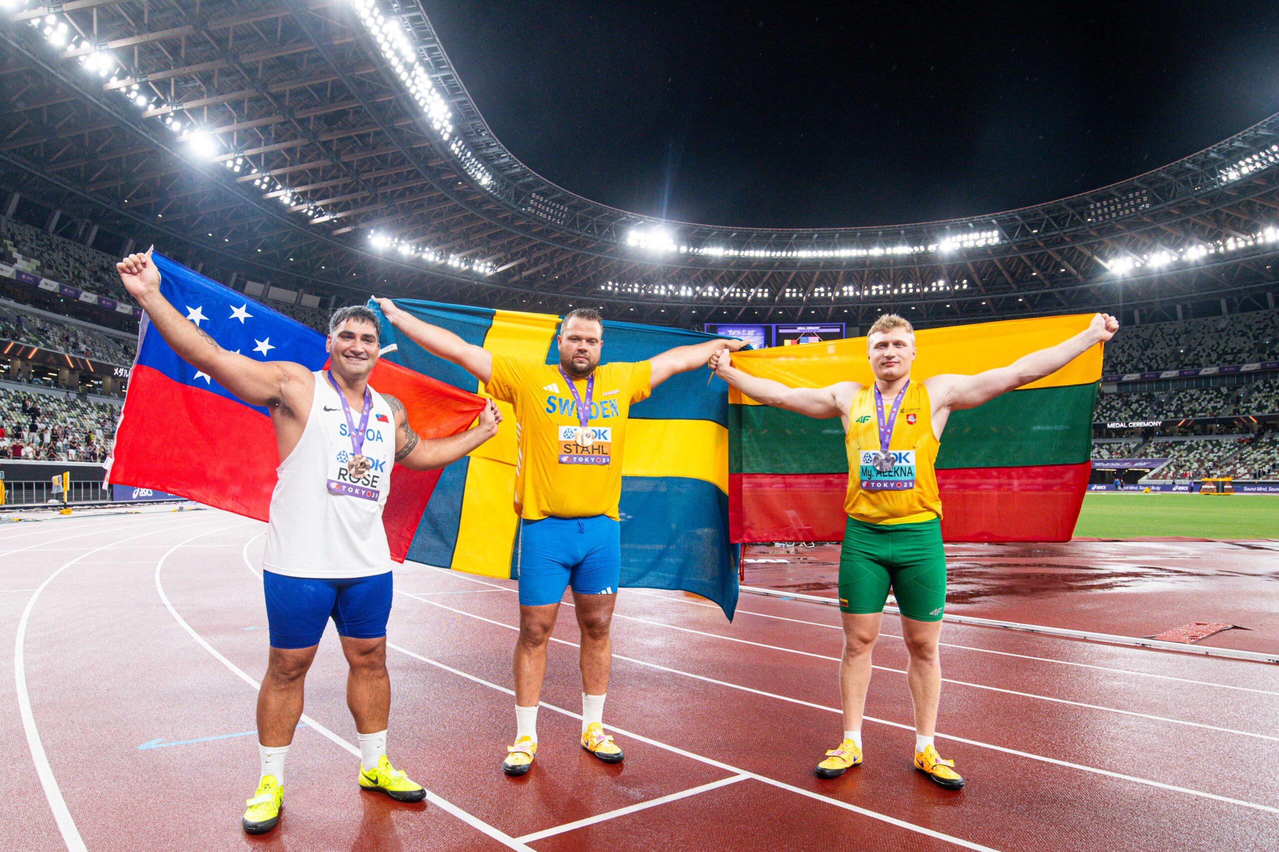 Ekstremaliomis sąlygomis finišavusiame pasaulio čempionate Mykolas Alekna iškovojo sidabro medalį