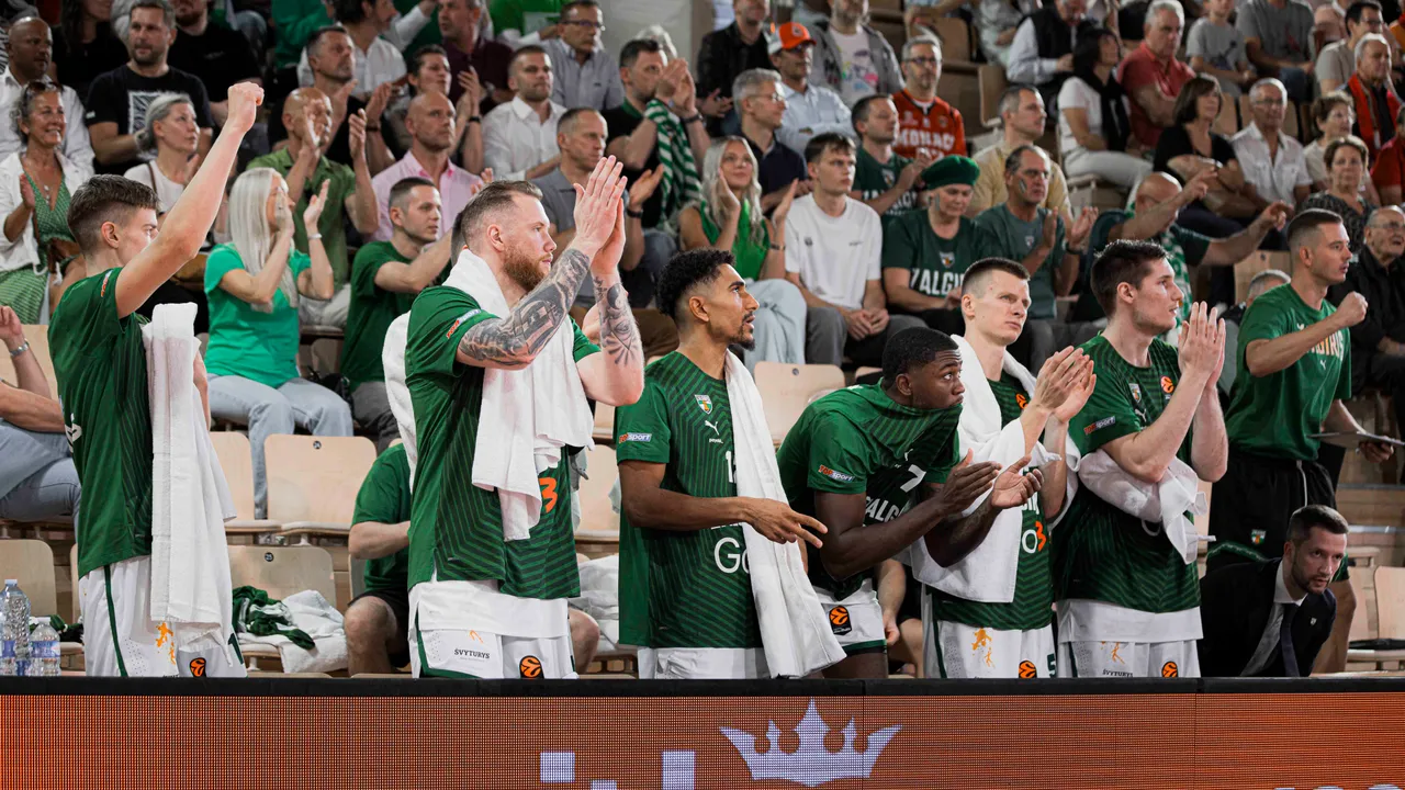 Eurolyga pradėta su trenksmu: žalgiriečiai išvykoje nugalėjo vicečempionus