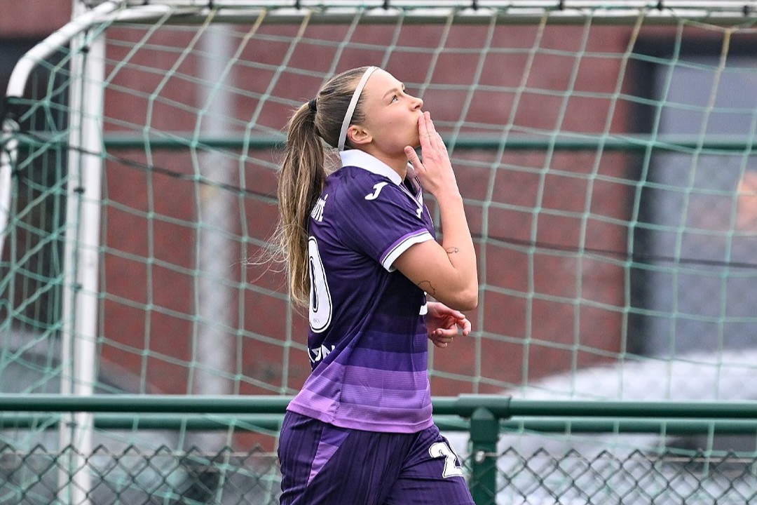 Futbolininkė Rimantė Jonušaitė – geriausia Belgijos moterų lygos mėnesio žaidėja