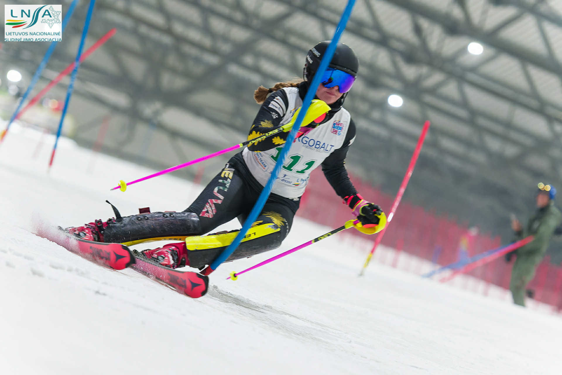 Olimpinės svajonės siekianti kalnų slidininkė Liepa Karlonaitė įspūdingą pergalių kolekciją papildė dar dviem laimėjimais