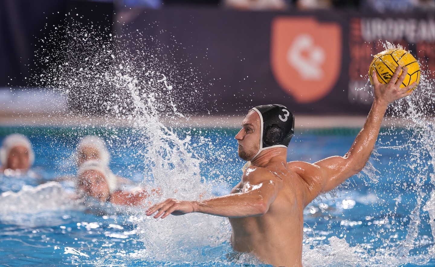 Dviejų pergalių neužteko: „Žaibo“ vandensvydininkai apmaudžiai pasitraukė iš Konferencijų taurės