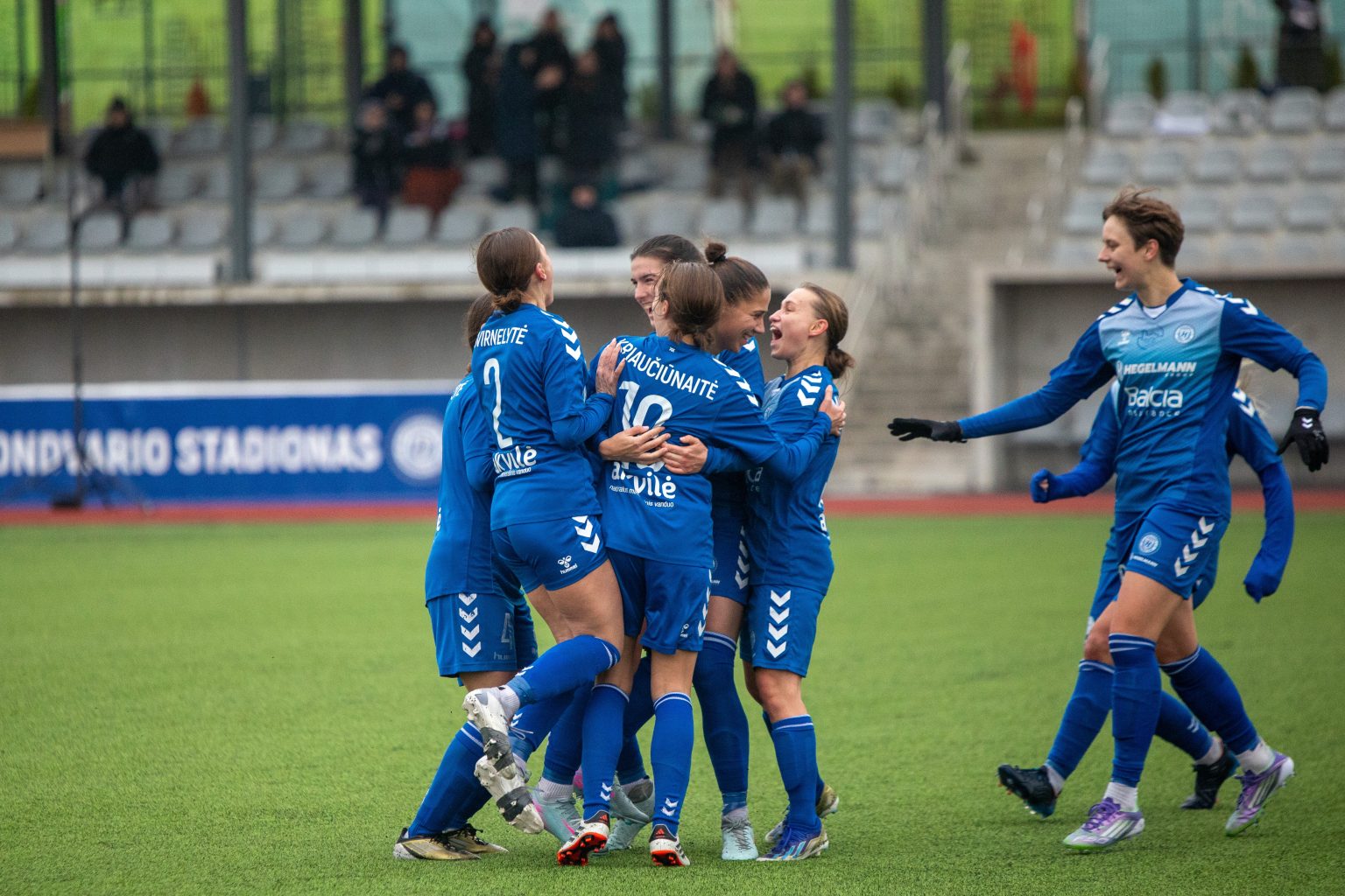 Moterų A lygos 20 turo apžvalga: „Hegelmann“ veiksnys lenktynėse dėl medalių