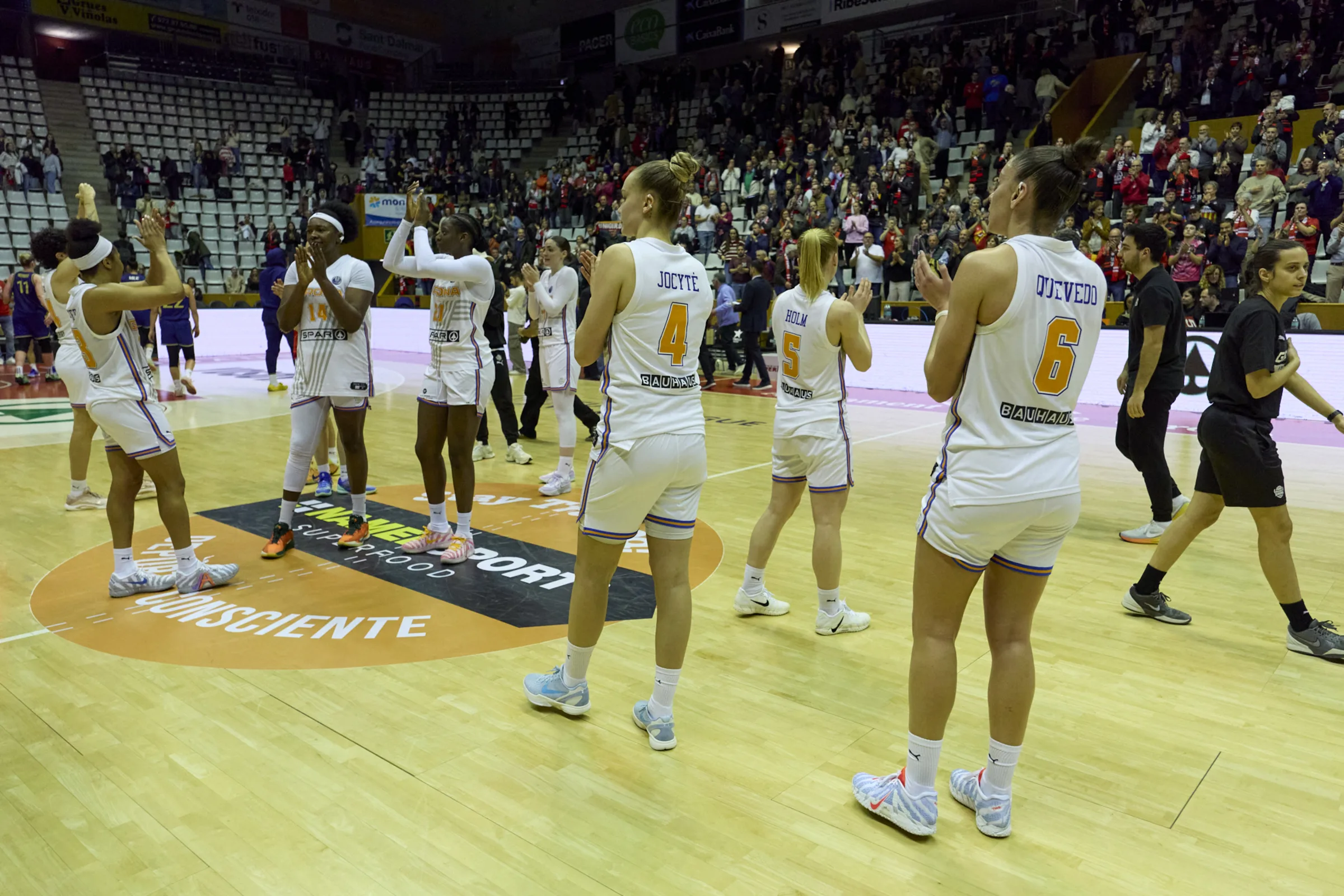 Justei Jocytei su komanda nepavyko tiesiu keliu patekti į Eurolygos pusfinalį