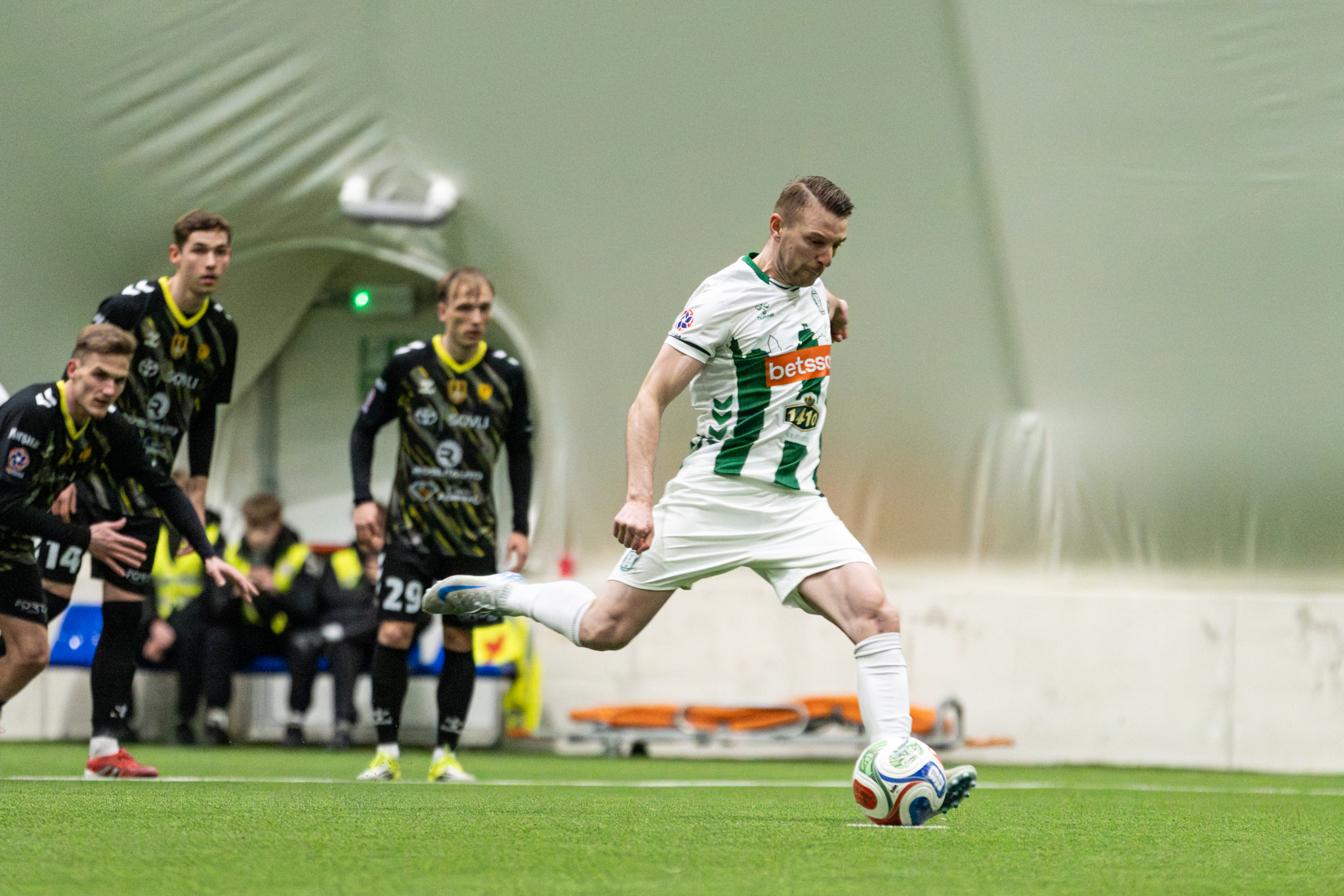 Antroji iš eilės FK „Žalgiris“ pergalė: vilniečiai pirmoje sezono išvykoje pranoko FA „Šiauliai“ futbolininkus