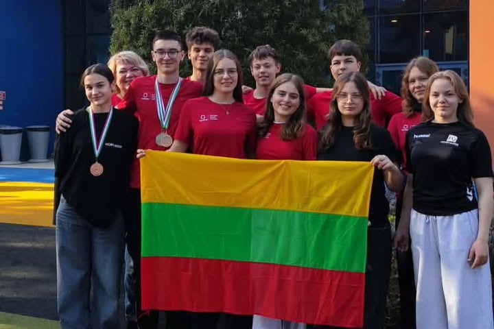 Pasaulio povandeninio plaukimo taurės etape Italijoje – trys Michailo Šiško medaliai