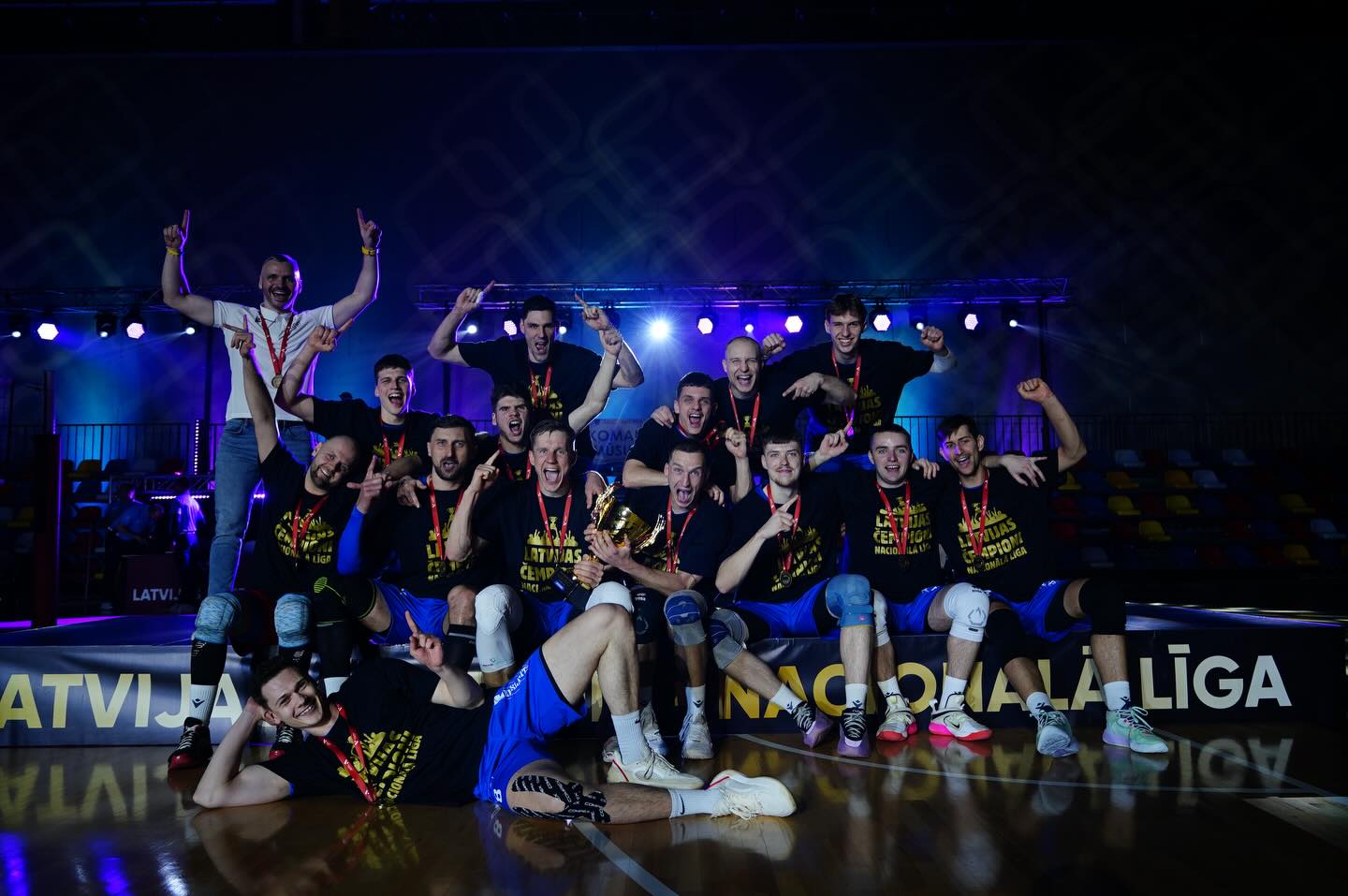 Lietuviškame tinklinio spektaklyje triumfavęs „Amber Volley“ klubas tapo Latvijos-Lietuvos lygos čempionu